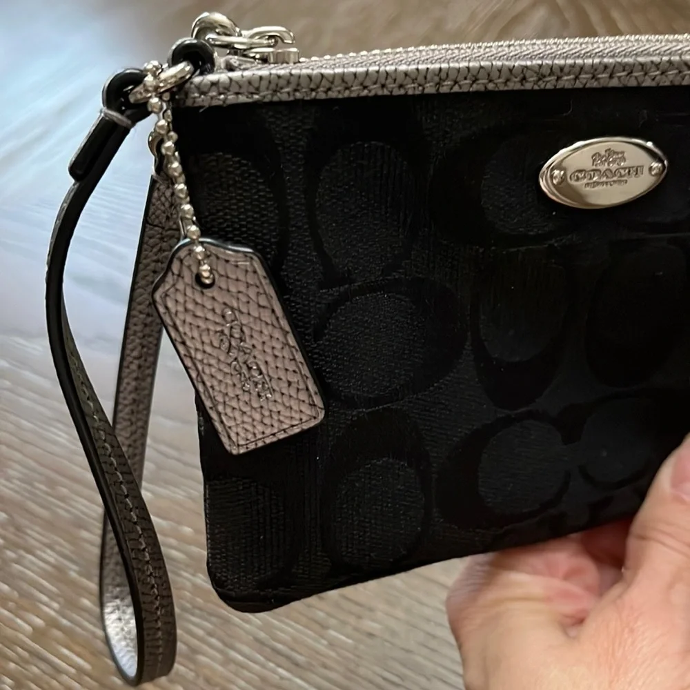 Coach black signature silver metallic leather edge wristlet